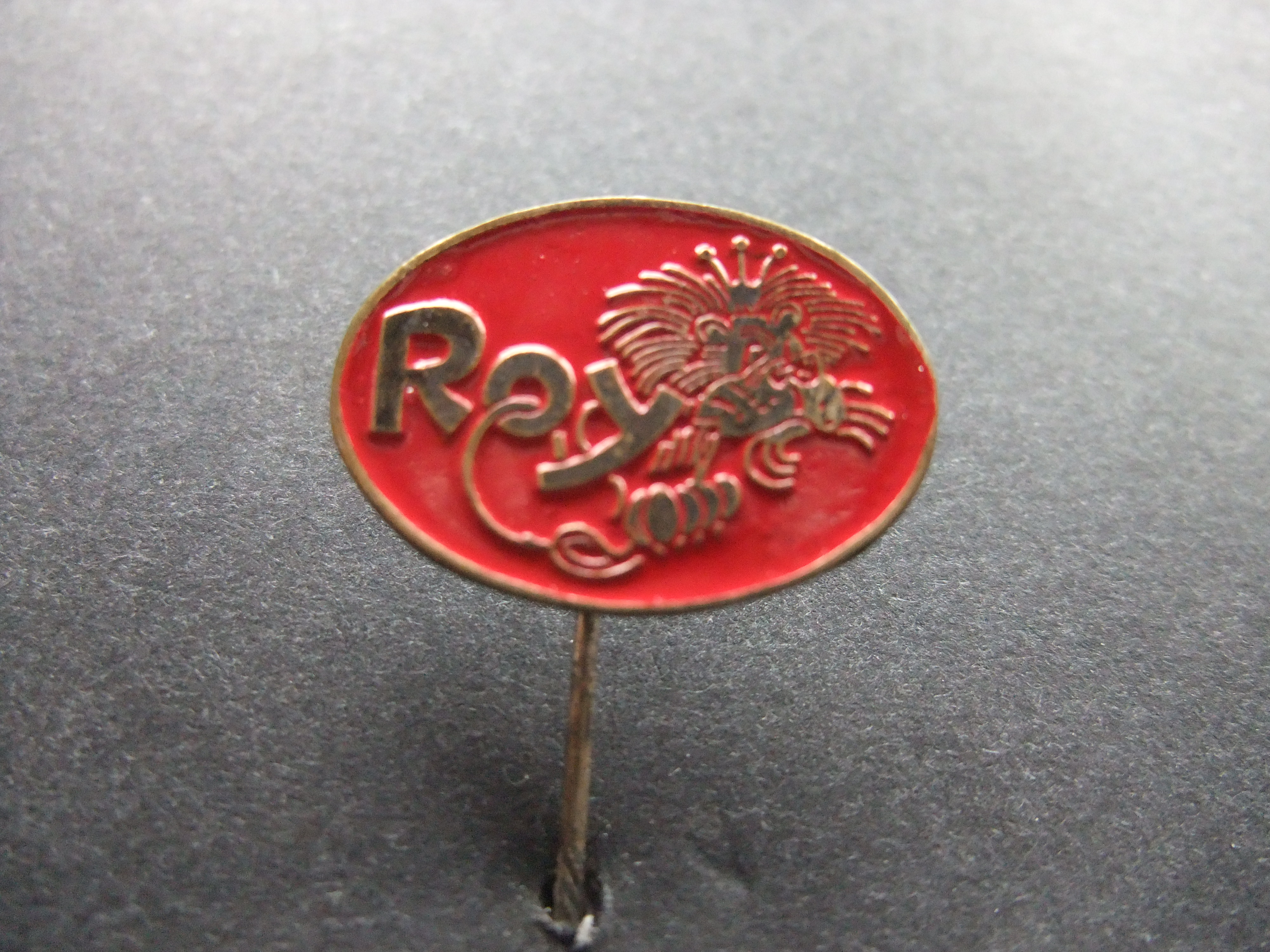 Roy Jeugd reisbureau - Rotterdam( low-budgetvakantie) rood
